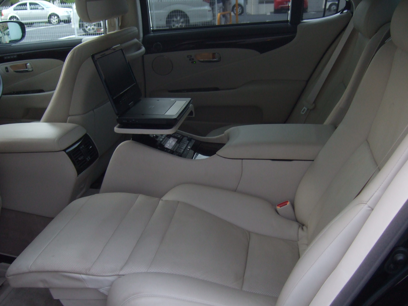 ���N�T�XLS600hL