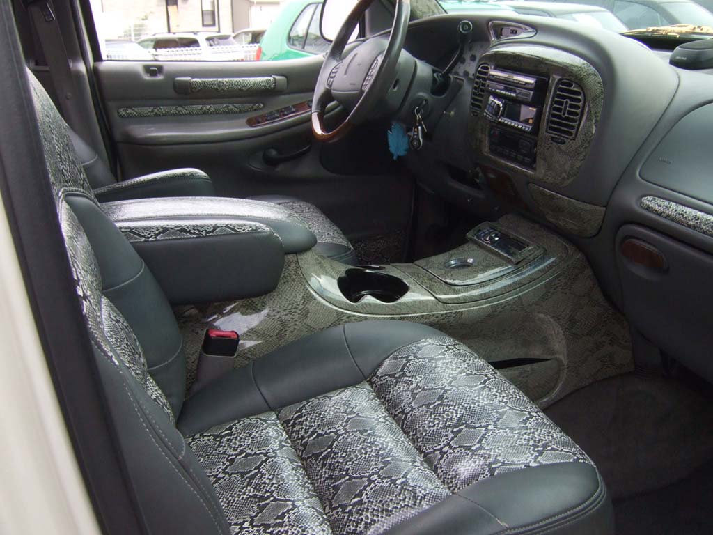 �����J�[���i�r�Q�[�^�[