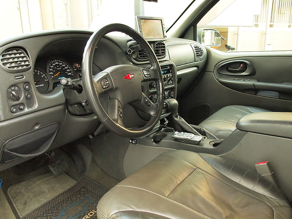 �g���C���u���C�U�[LTZ