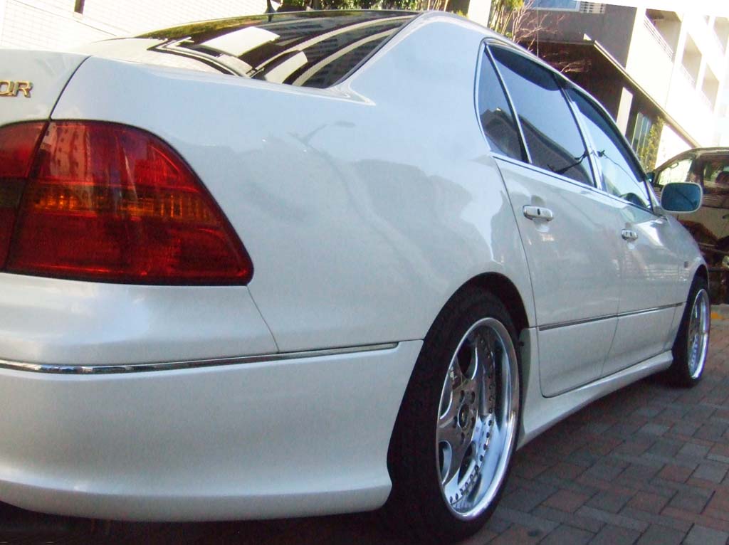 31セルシオカスタム車