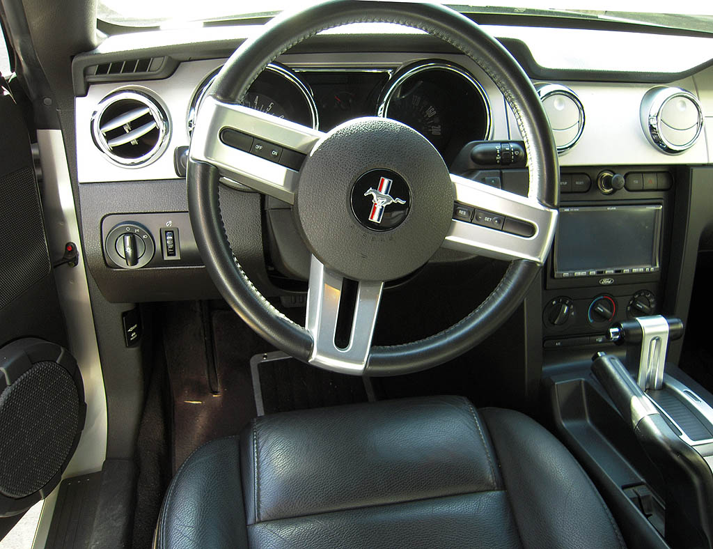 �}�X�^���O