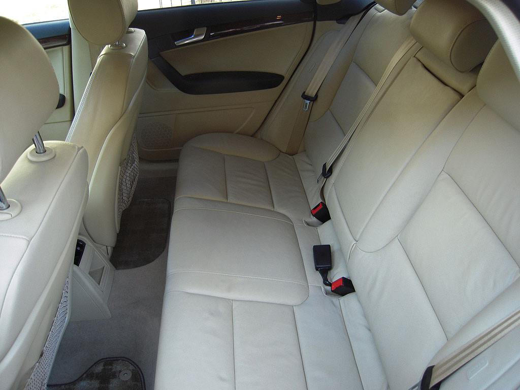 �A�E�f�BA3�X�|�[�c�o�b�N