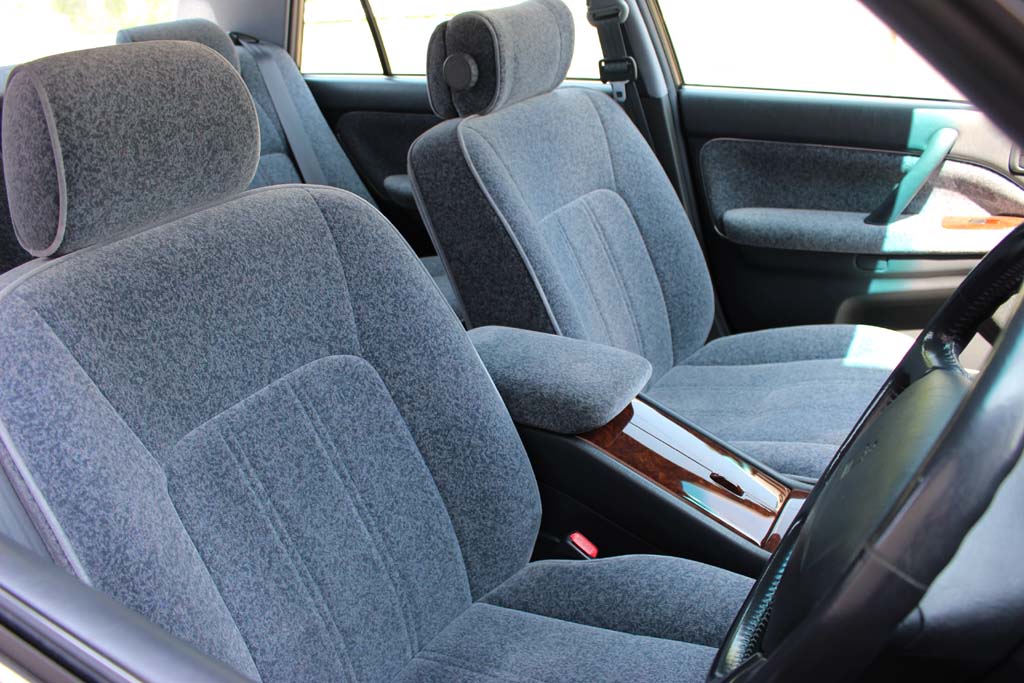 �N���E�����C�����Z�_��