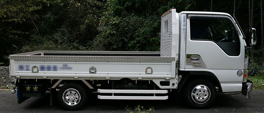 �����U�G���t1.6�����{�f�B�f�R�g��