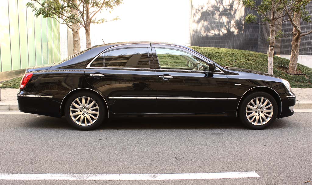 �N���E���}�W�F�X�^