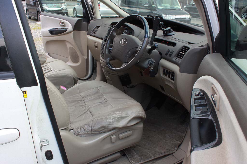 �G�X�e�B�}�n�C�u���b�h