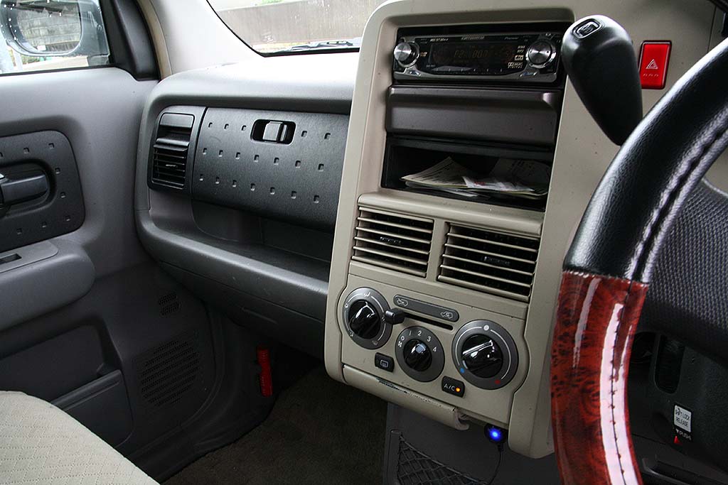 �L���[�u�������D