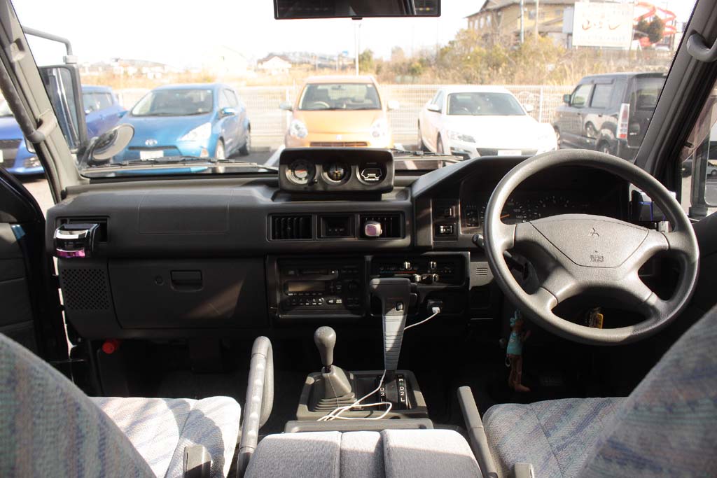 �f���J�X�^�[���S��