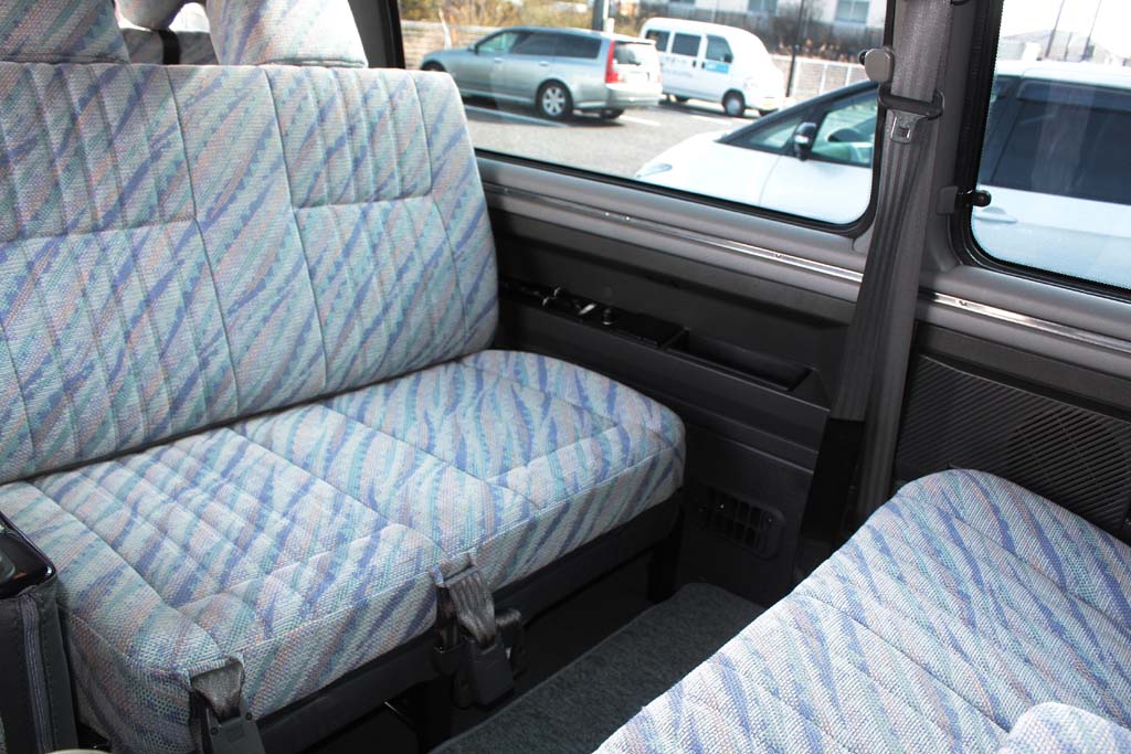 �f���J�X�^�[���S��