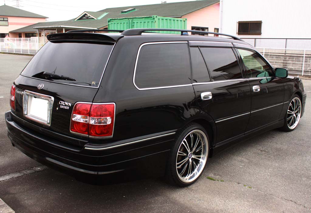 �N���E���G�X�e�[�g