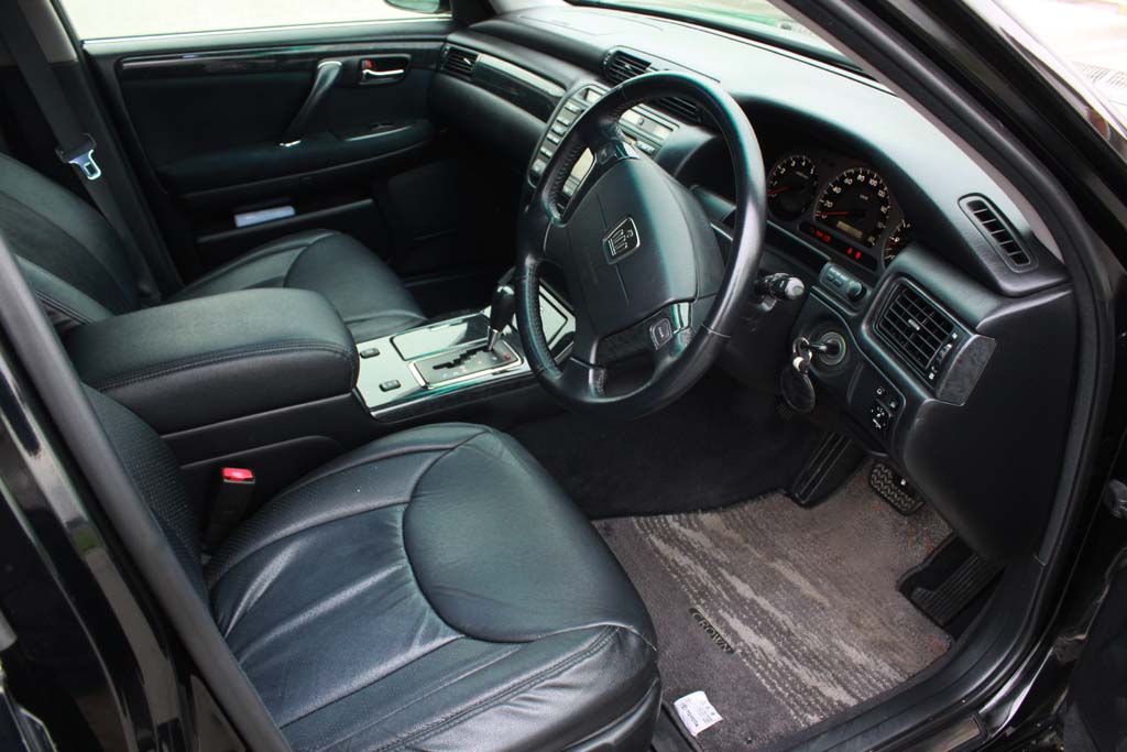 �N���E���G�X�e�[�g