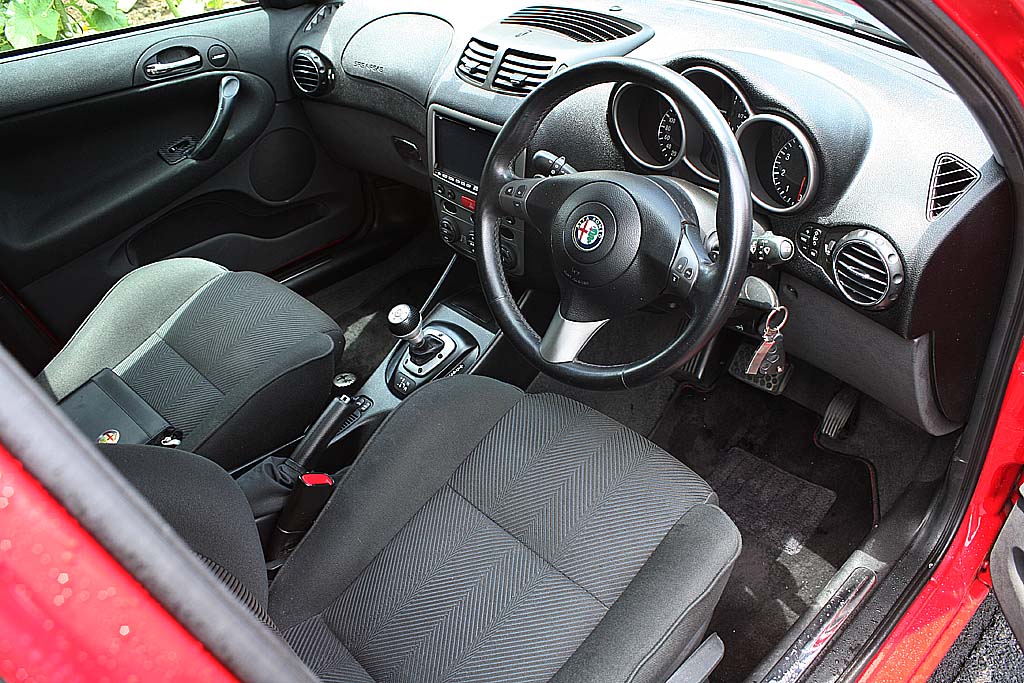 アルファロメオ147