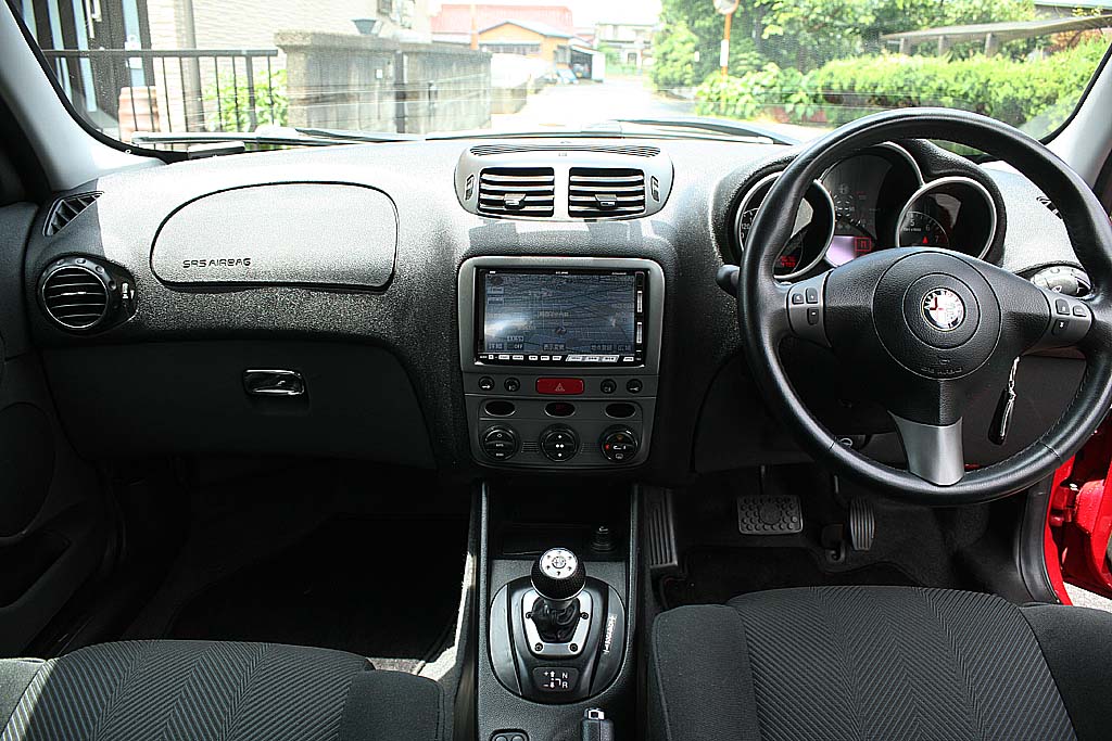 アルファロメオ147