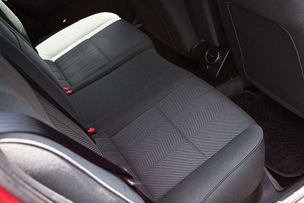 アルファロメオ147