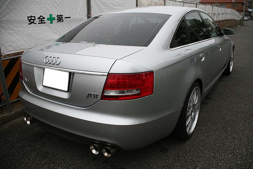 アウディA6