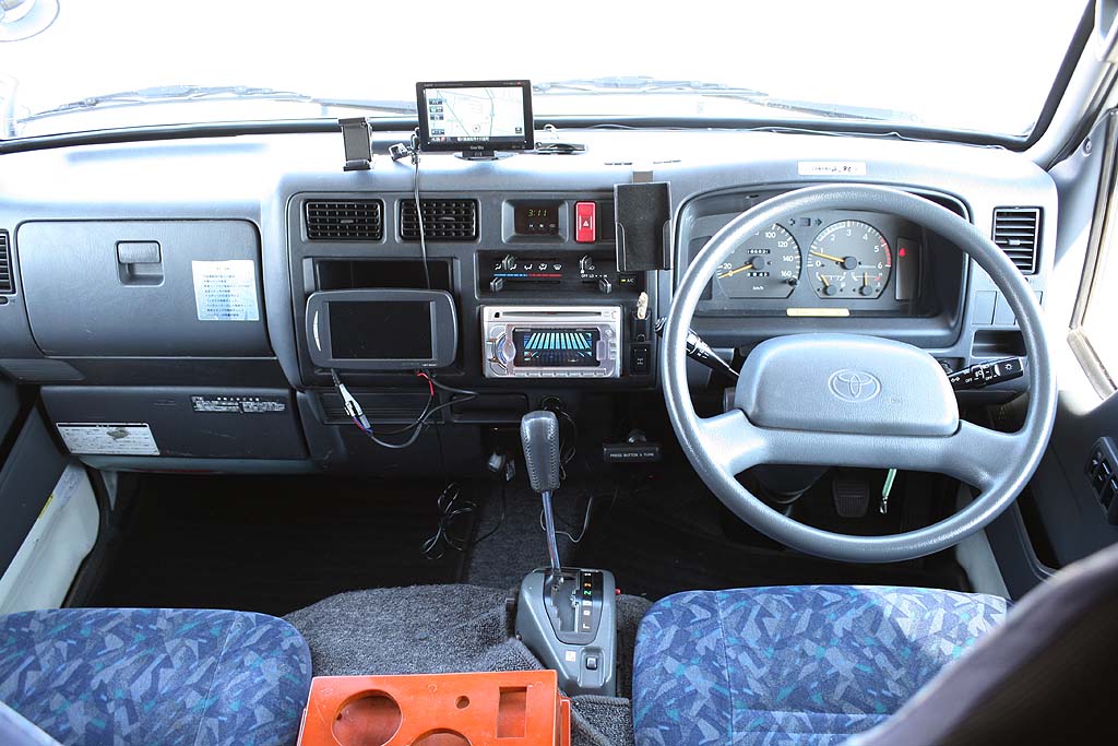 トヨタカムロードキャンピング