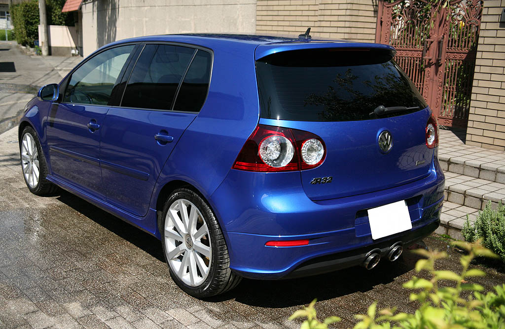 �S���tR32�X�[�p�[�`���[�W���[