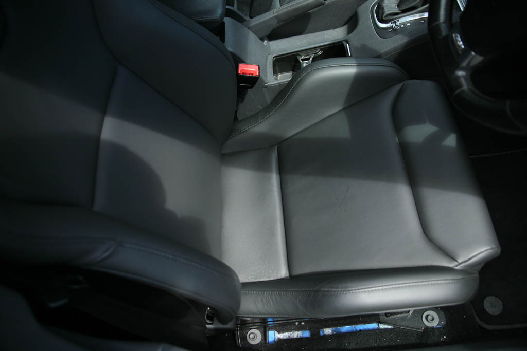 �S���tR32�X�[�p�[�`���[�W���[