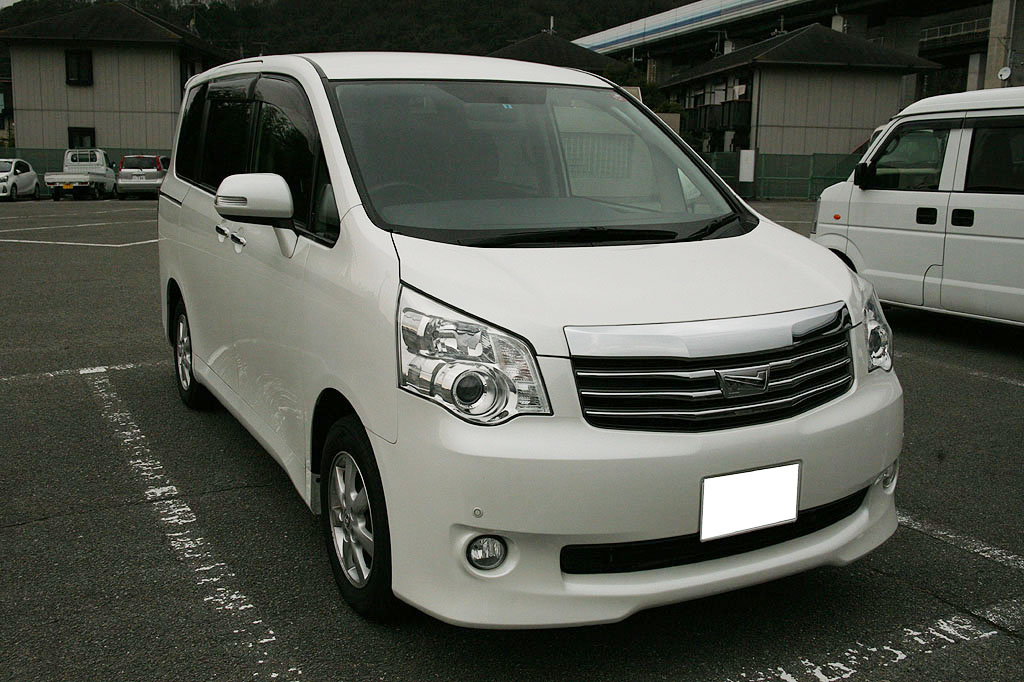 ���ʌ��胂�f���m�A