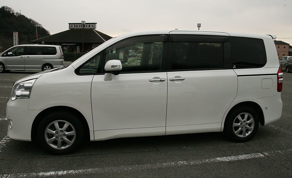 ���ʌ��胂�f���m�A