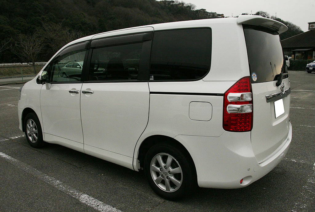 ���ʌ��胂�f���m�A