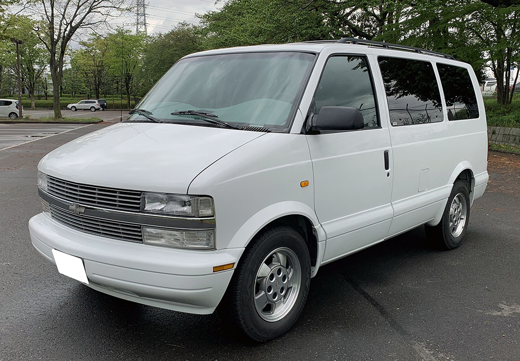 �V�{���[ �A�X�g�� LS