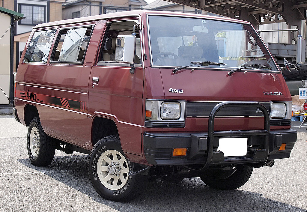 ����f���J�X�^�[���S��