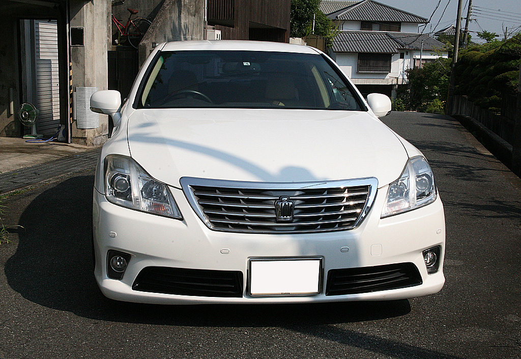 �N���E�� ���C�����T���[��