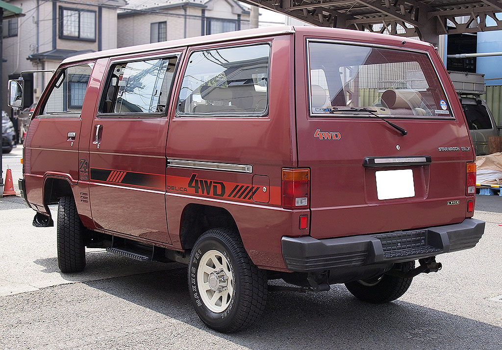 ����f���J�X�^�[���S��