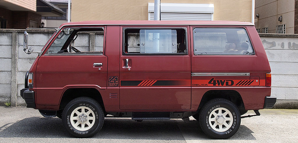 ����f���J�X�^�[���S��