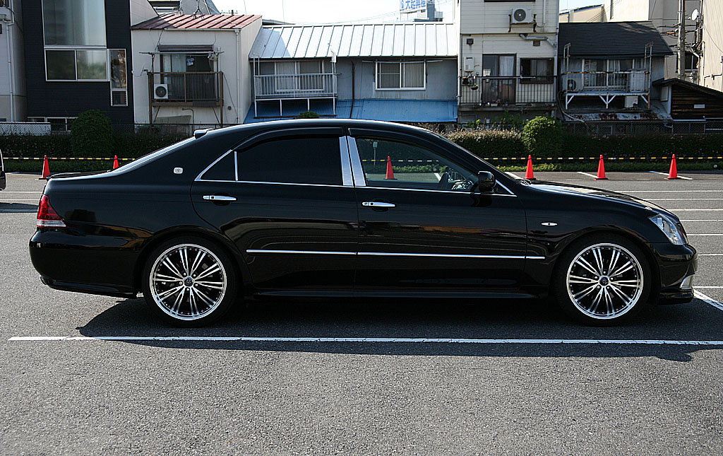 クラウン アスリート