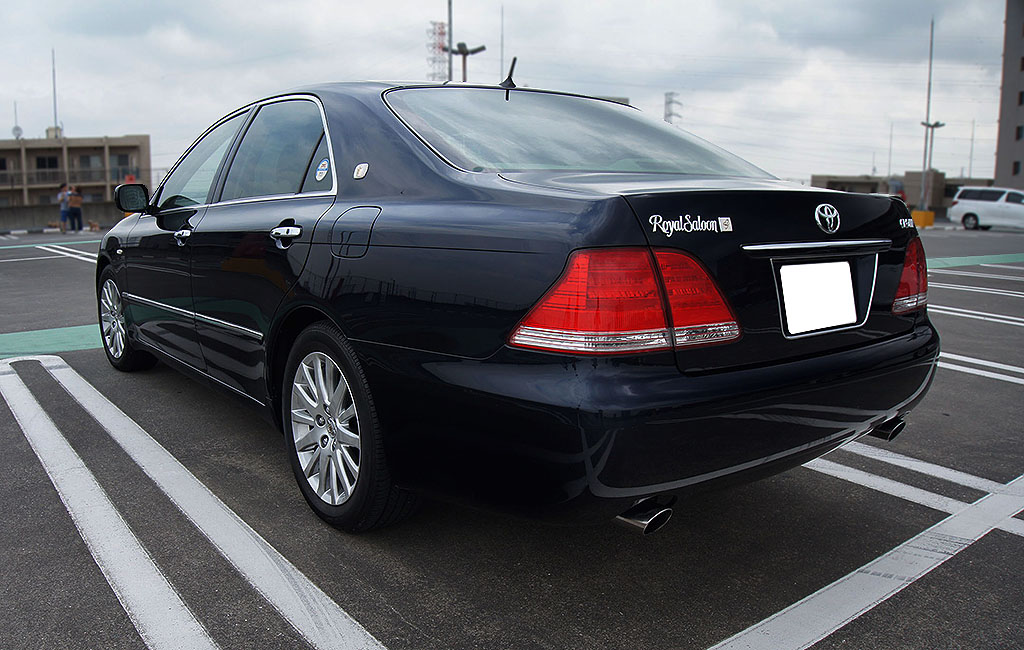 �N���E�����C�����T���[���f