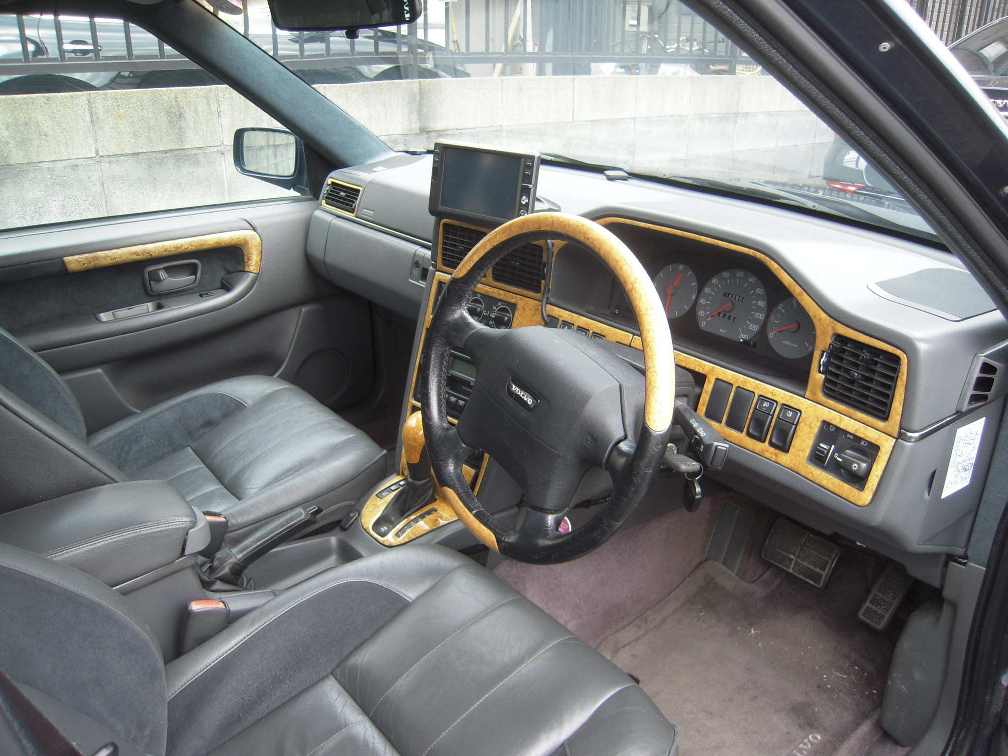 �{���{V90�N���V�b�N