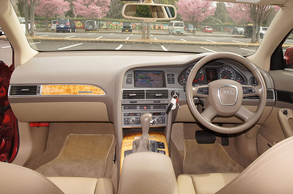 アウディ A6アバント