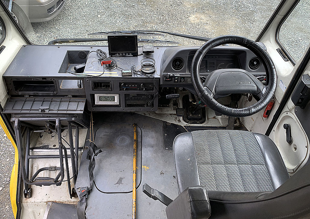 ウォークスルーバン、クイックデリバリー