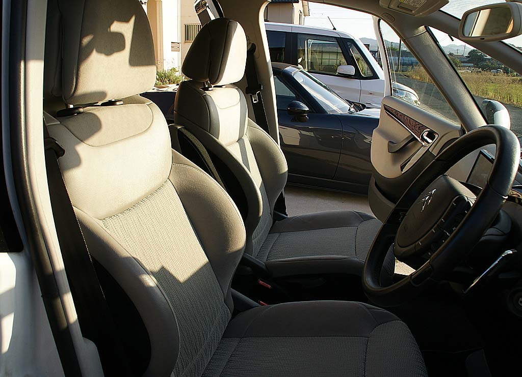 �V�g���G�� C4�s�J�\