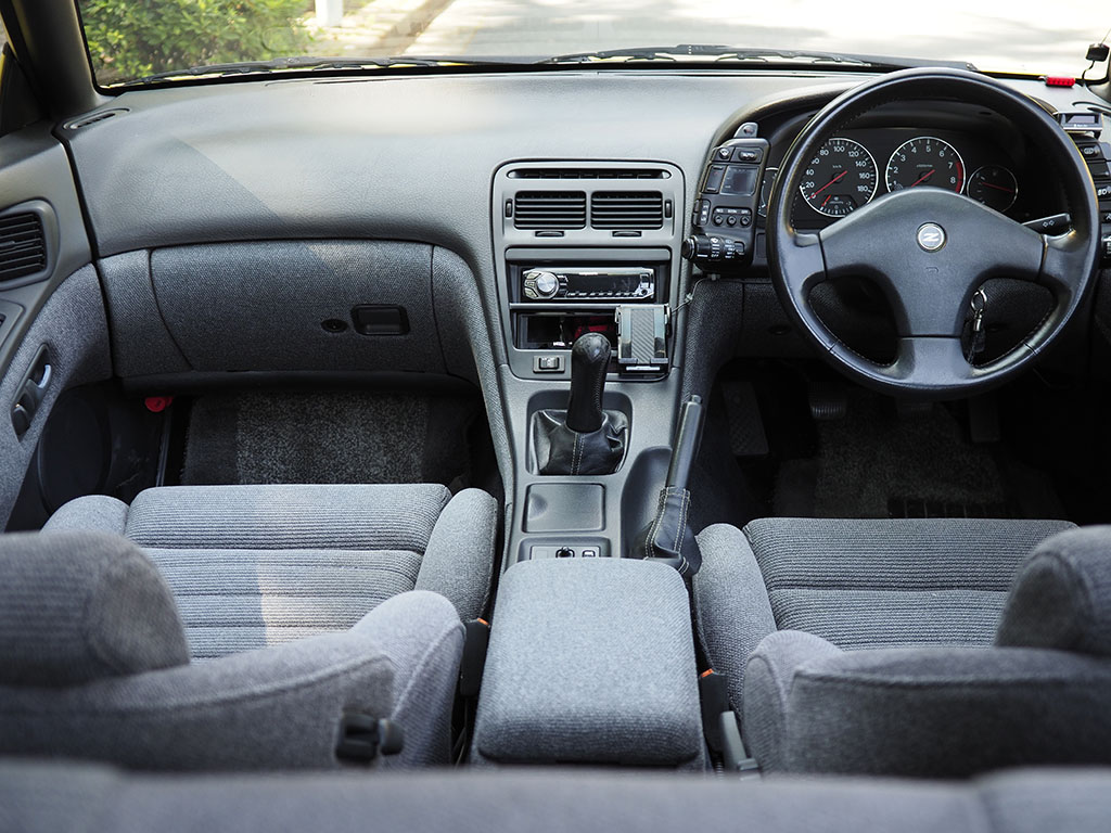 �t�F�A���f�BZ 300ZX�c�C���^�[�{