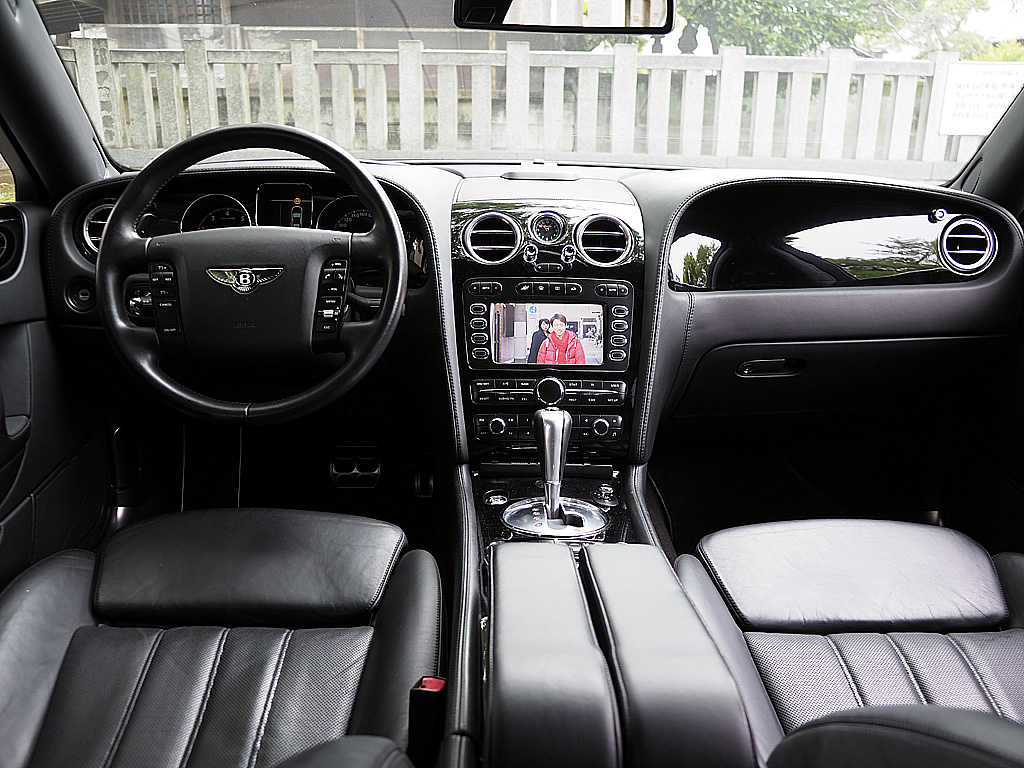 ベントレー コンチネンタル フライングスパー