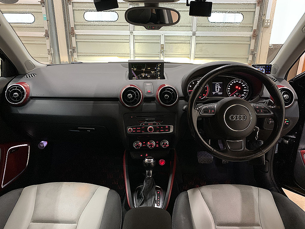 �A�E�f�B A1 �X�|�[�c�p�b�P�[�W