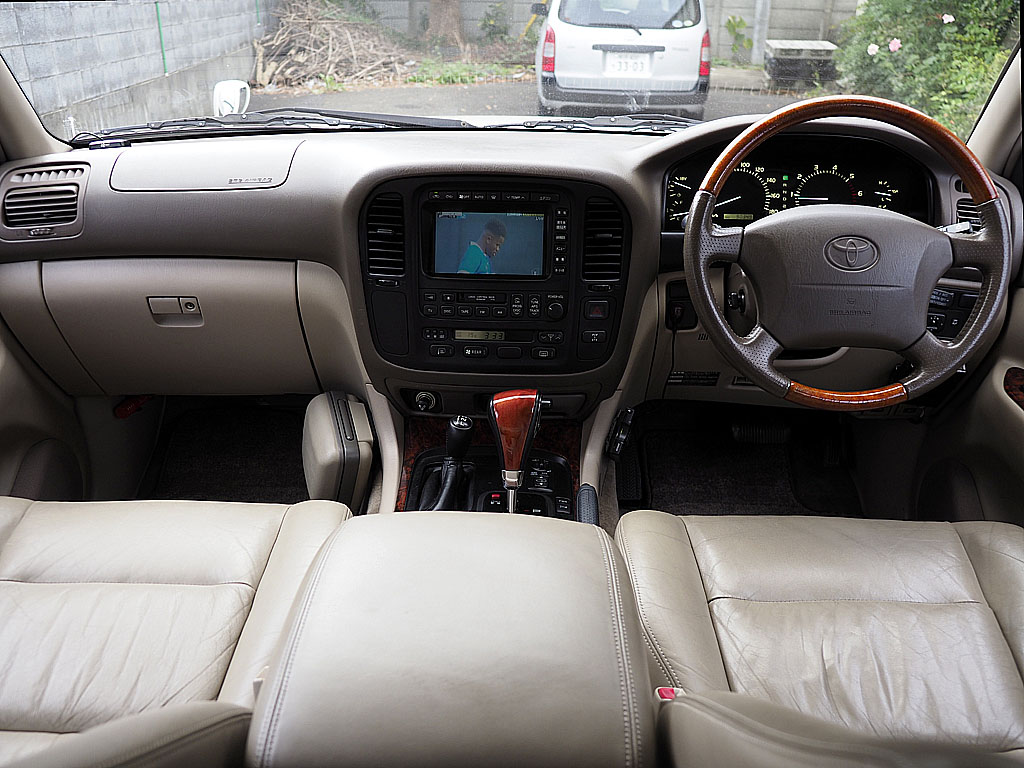 ランクル100 VXリミテッド