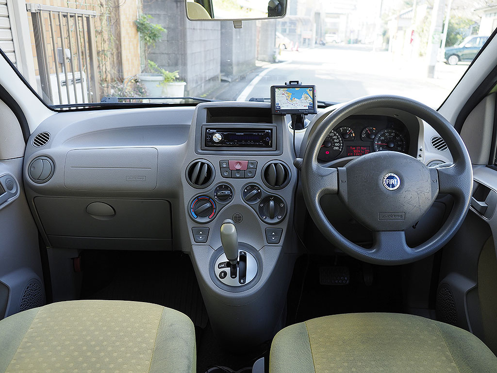 �t�B�A�b�g �j���[�p���_