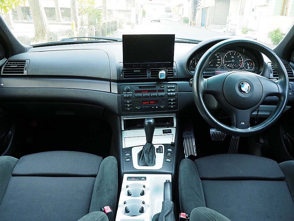BMW 318i M�X�|�[�c