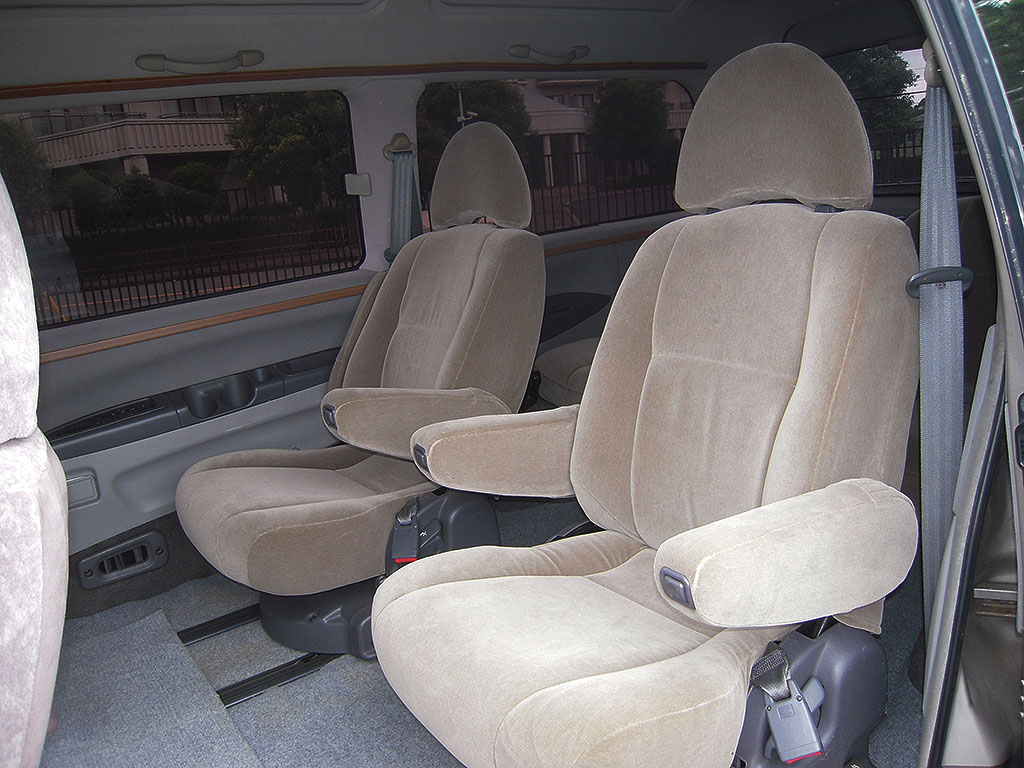 �f���J �X�y�[�X�M�A �����O ���C�����G�N�V�[�h