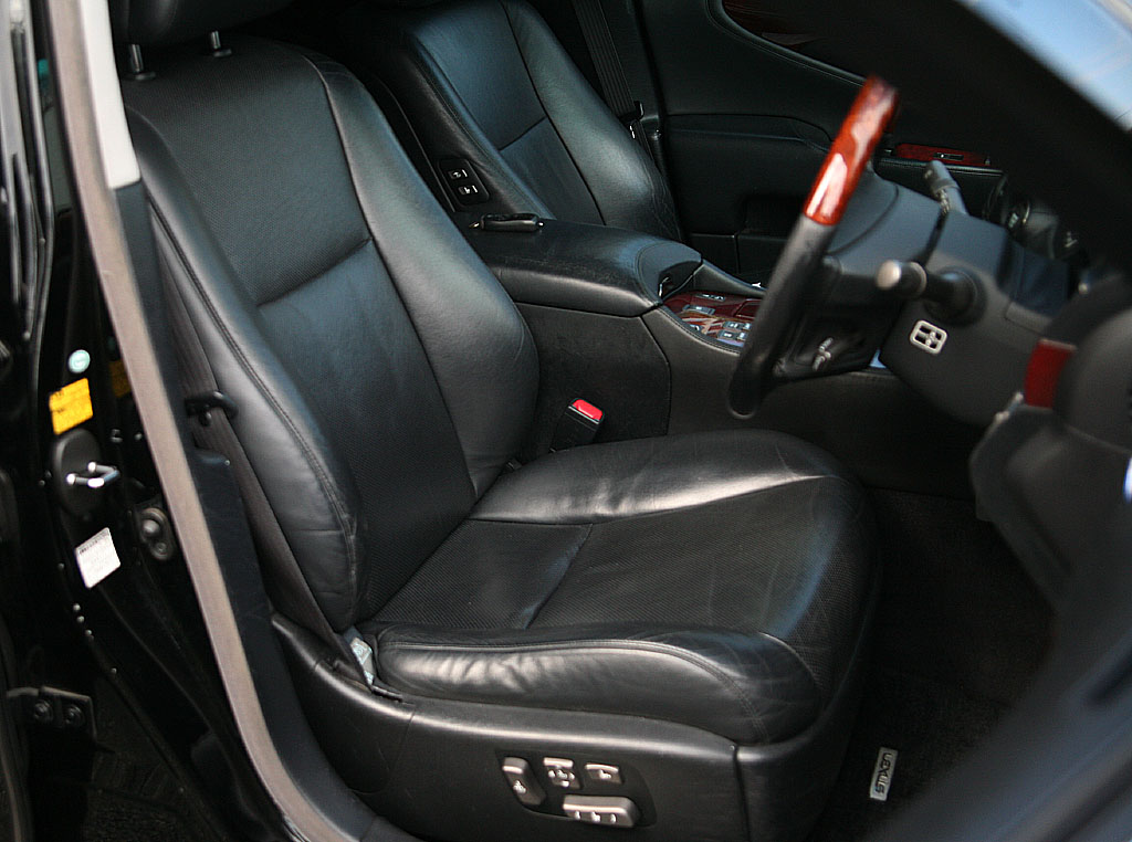 レクサスLS460 iパッケージ