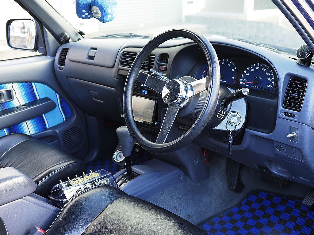 ハイラックス スポーツピックアップ