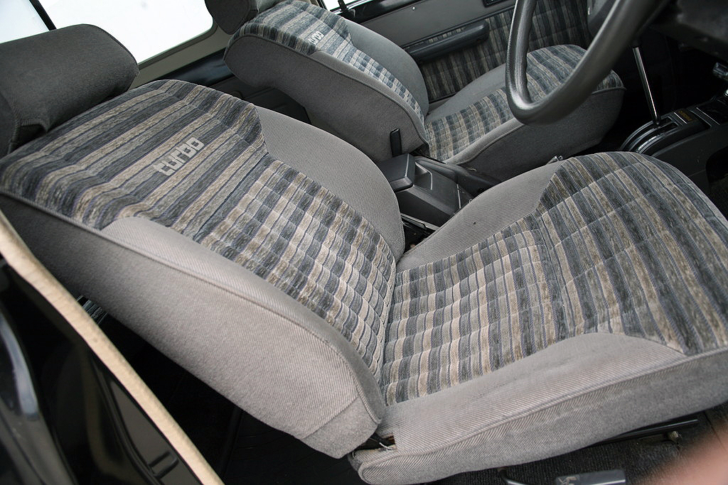 �����N��70 ���ʎd�l��