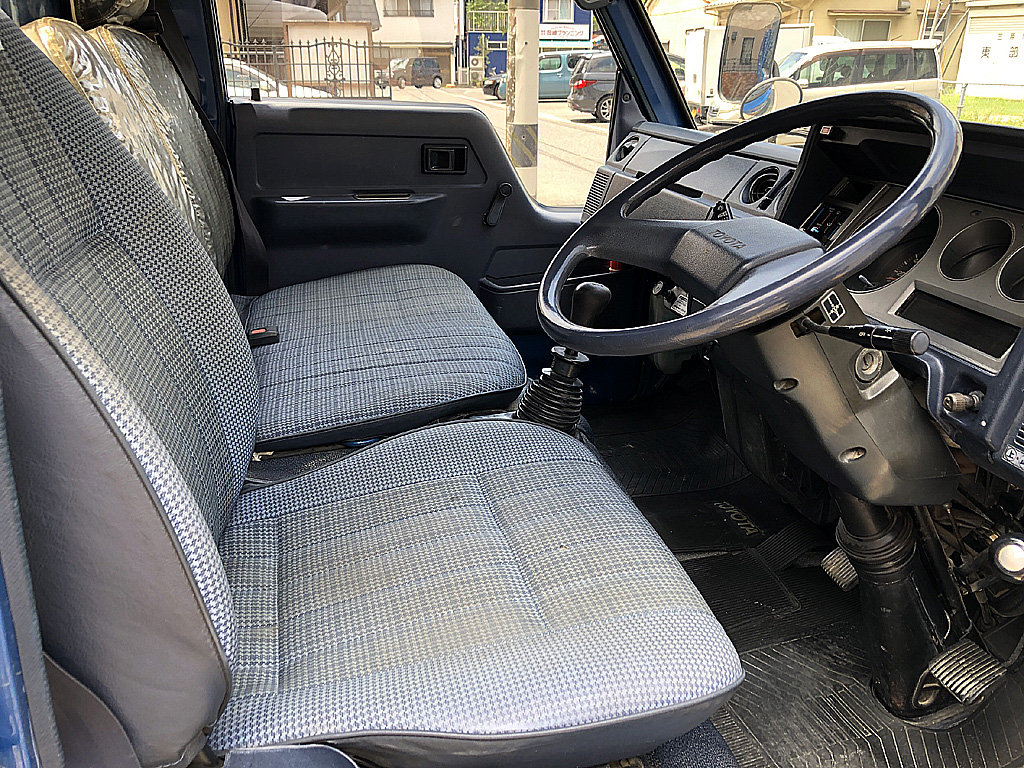 トヨエース2トン 深ダンプ