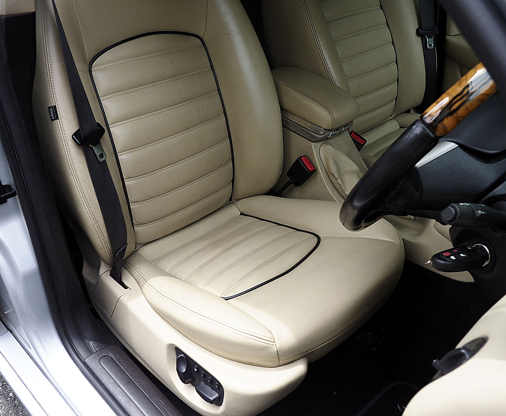 �W���K�[ X�^�C�v 2.0�\�u����