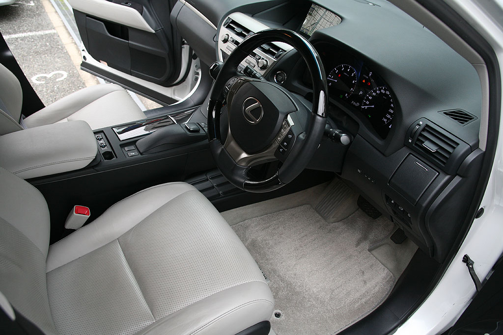 レクサスRX270
