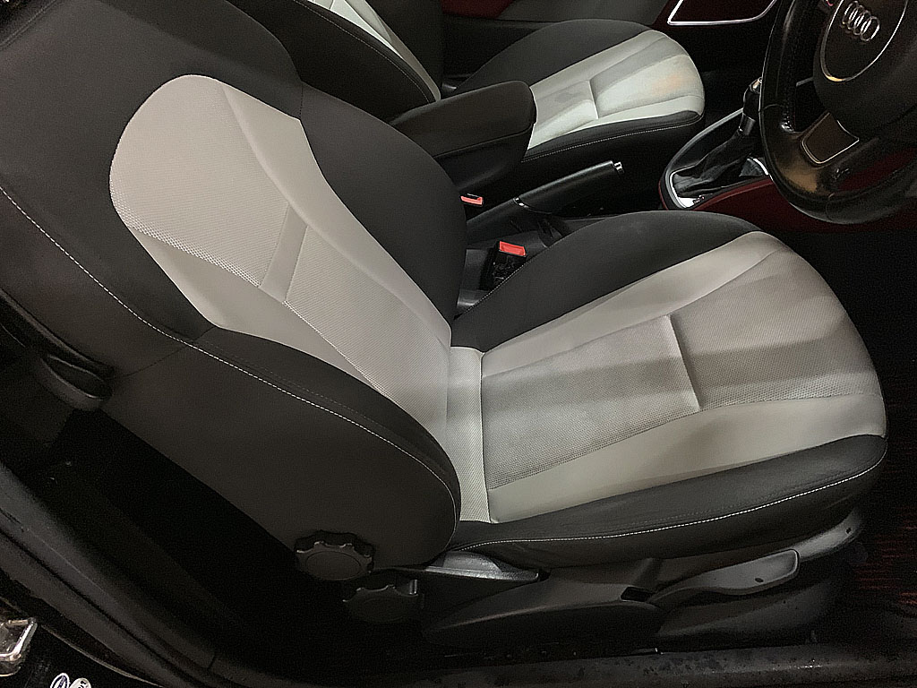 �A�E�f�B A1 �X�|�[�c�p�b�P�[�W